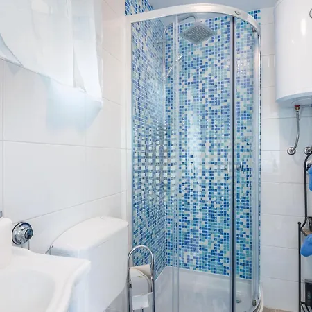 In With Kitchen Hébergement de vacances Krasica (Primorje-Gorski Kotar)